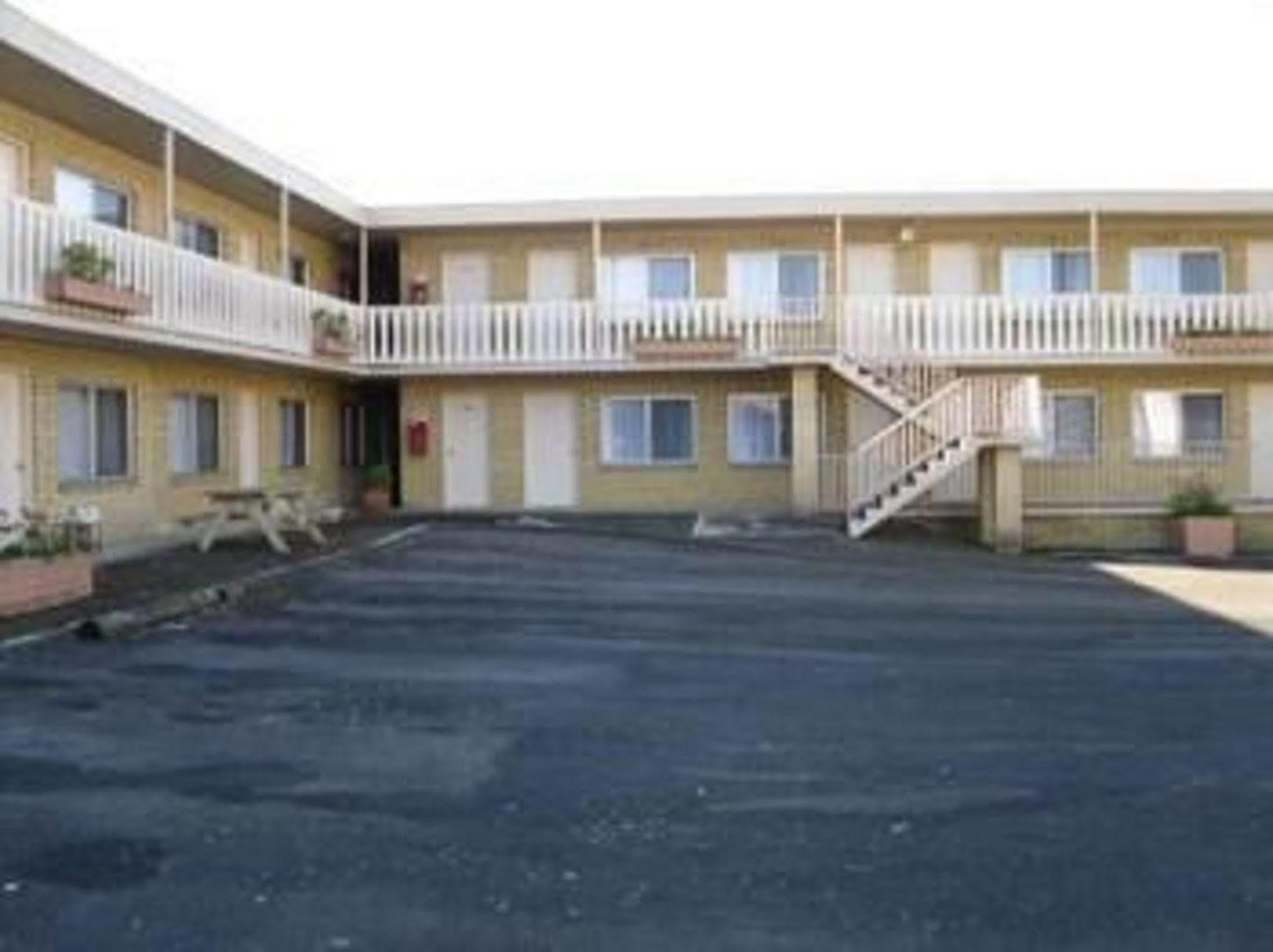 Aberdeen Court Apartments Launceston Bagian luar foto