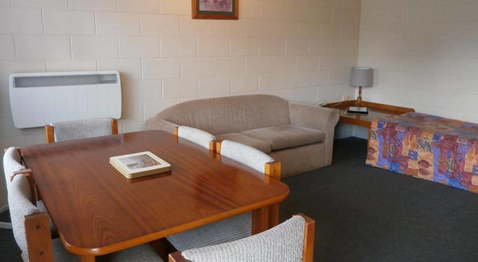 Aberdeen Court Apartments Launceston Bagian luar foto