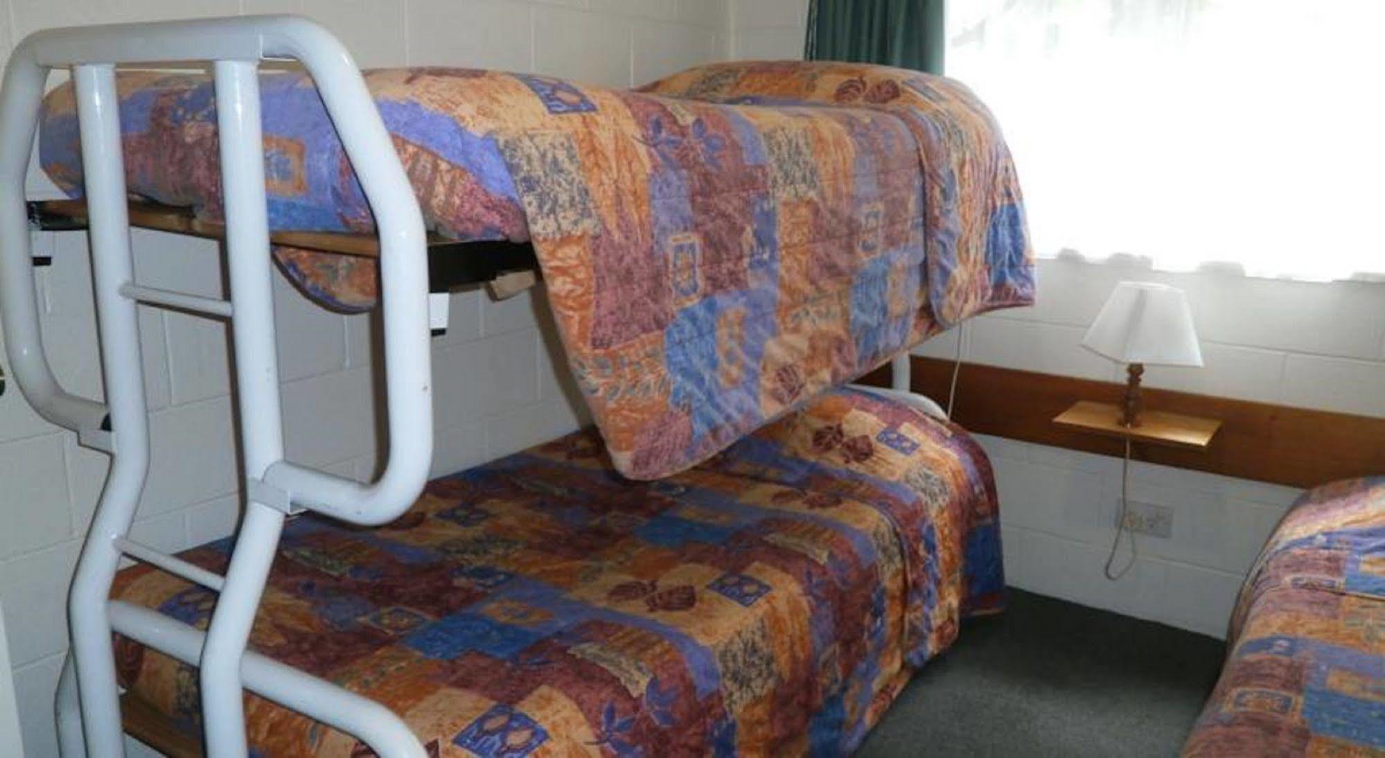 Aberdeen Court Apartments Launceston Bagian luar foto